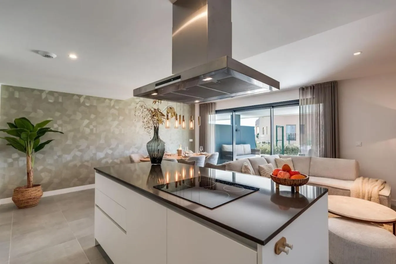 Luxe 6-Persoons Apt Met Grote Tuin In Oasis 325 Estepona 0*,